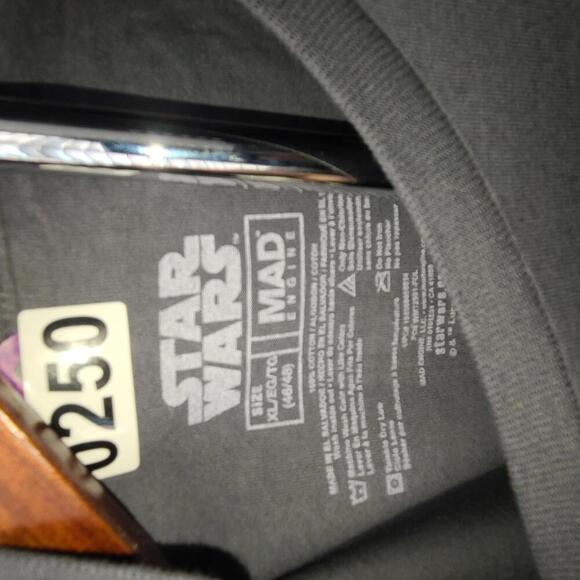 Star Wars Baby Yoda Graphic Tee - This Is The Way Size XL - Picture 4 of 4